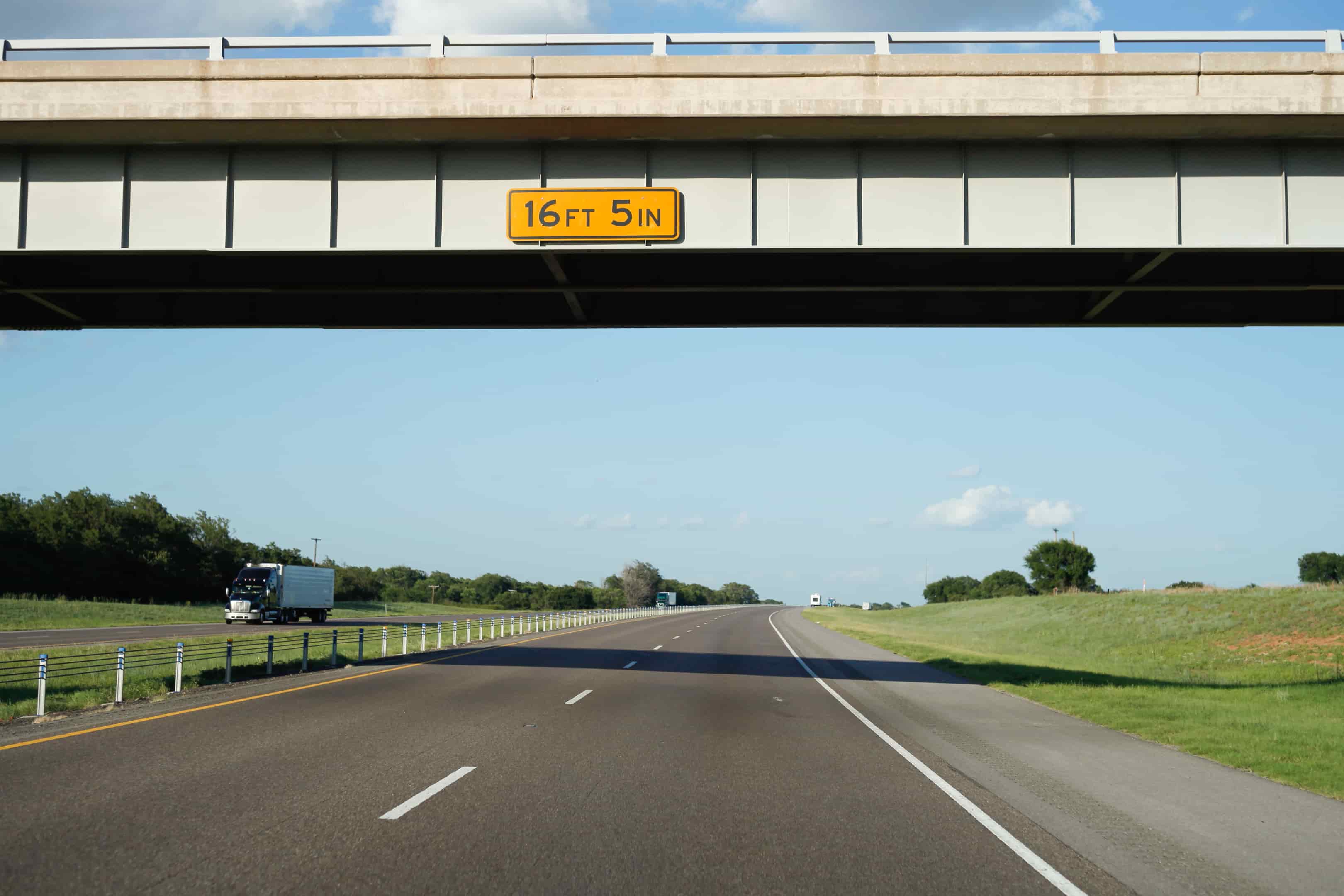 Top Spring Car Issues Near I-49: Battery, Brakes, Tires