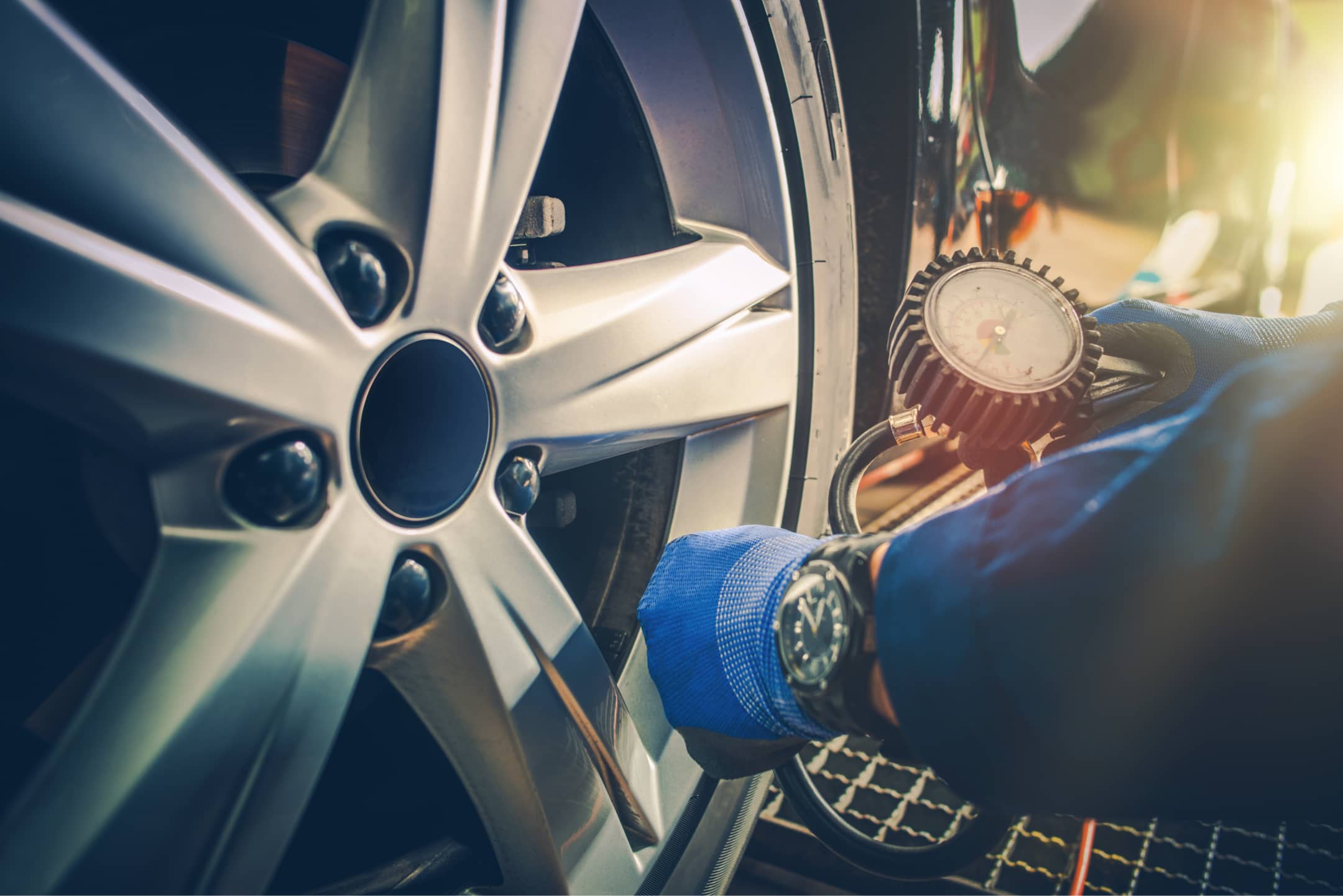 TPMS Explained: Why Tire Pressure Light Trips in Summer